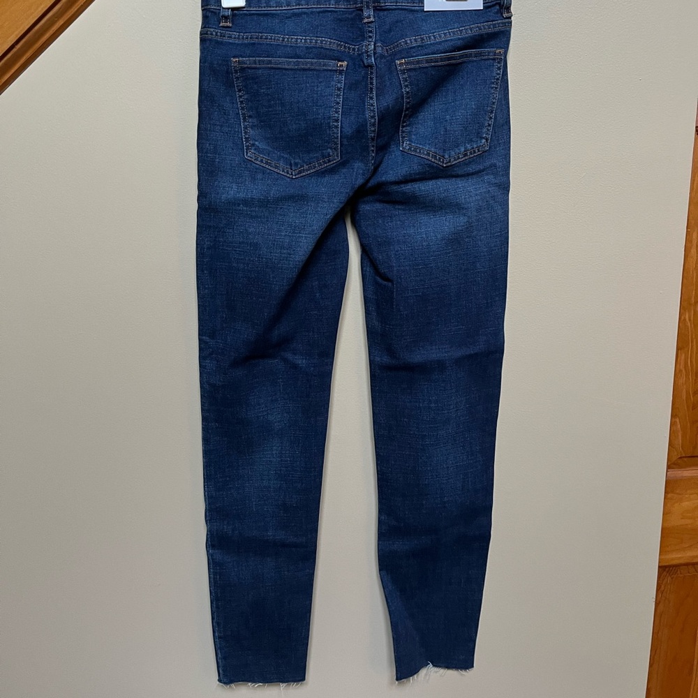 NWT Mid rise skinny jeans - Picture 3 of 4